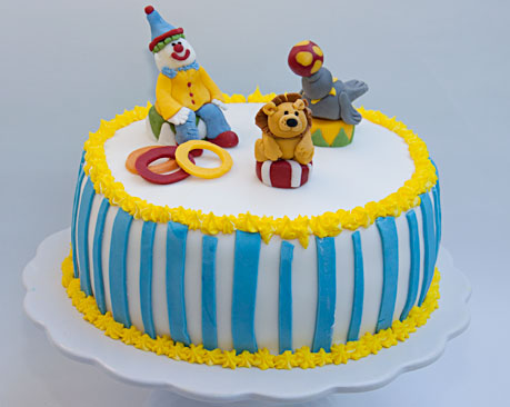 Sirkuskakku 3-vuotiaalle