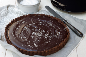 Suolakinuski-suklaapiiras