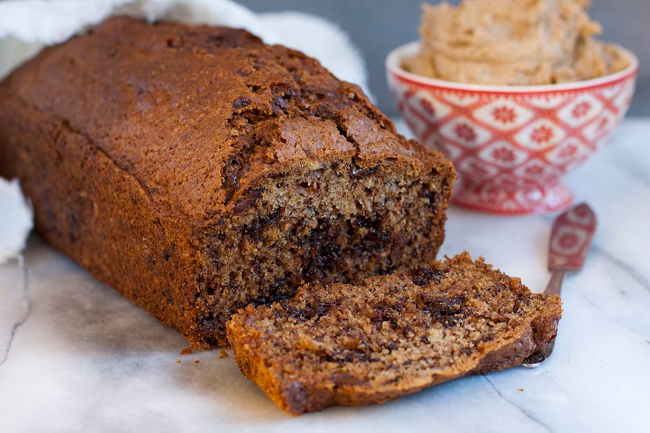 Gluteeniton banaanikakku