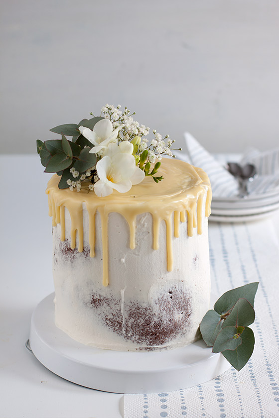 Rullattu vadelmakakku