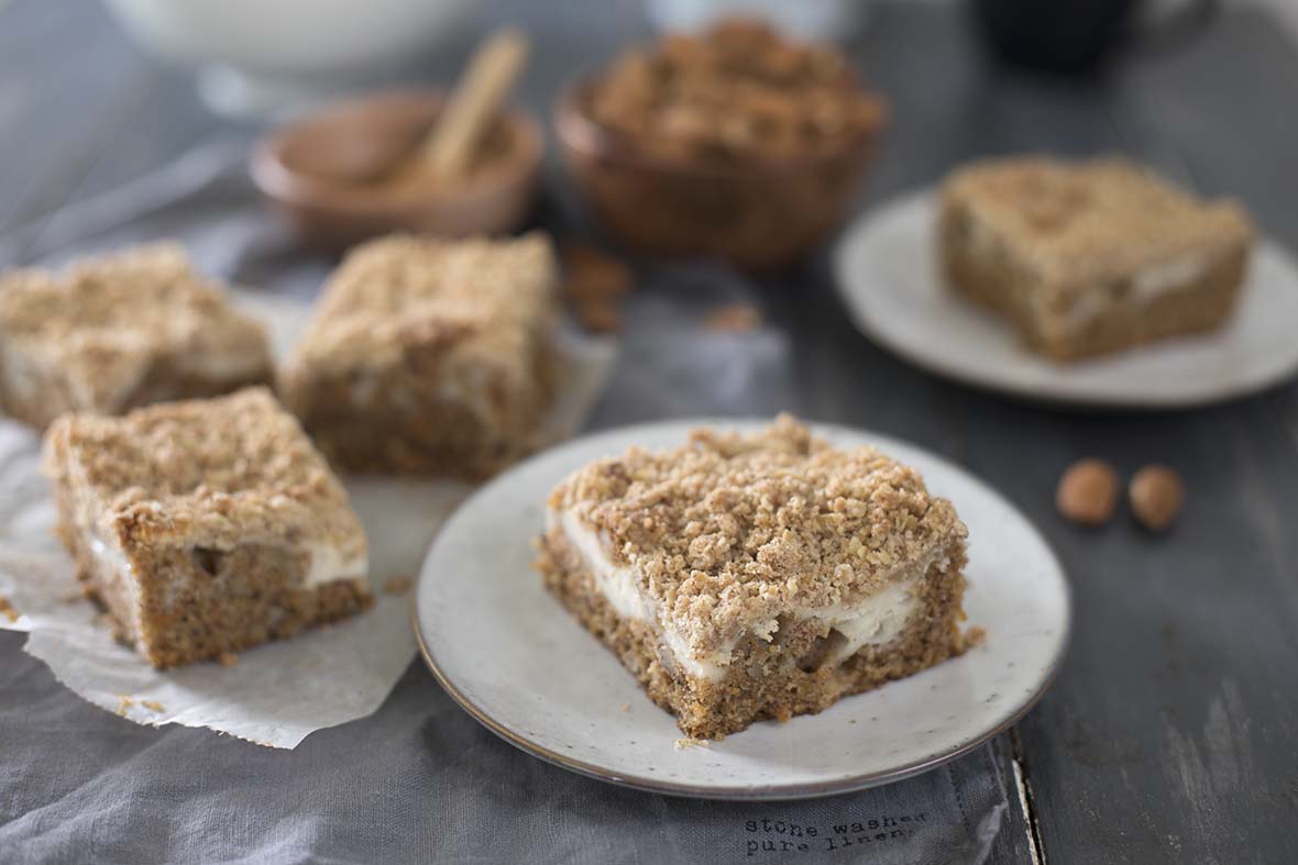 Porkkanajuustokakku kanelimurulla