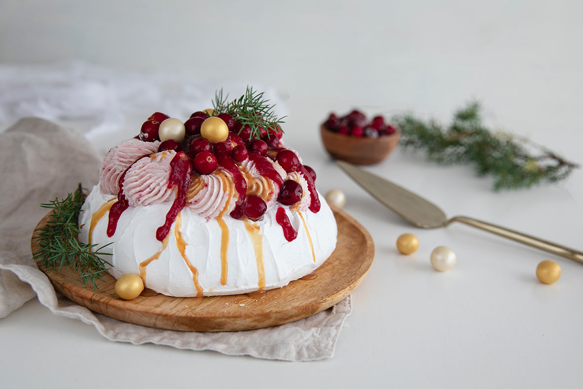 Karpalo-toffeepavlova