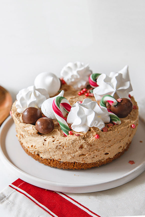 15 minuutin piparjuustokakku