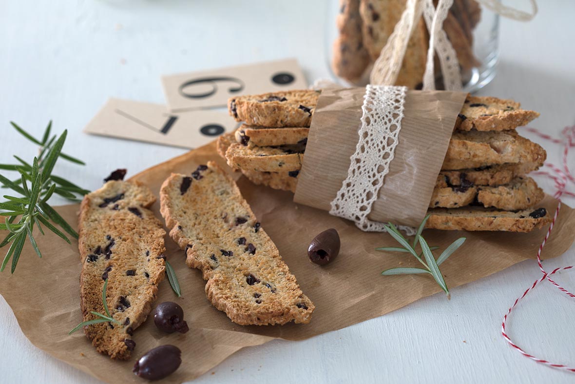 Rosmariini-oliivibiscotit