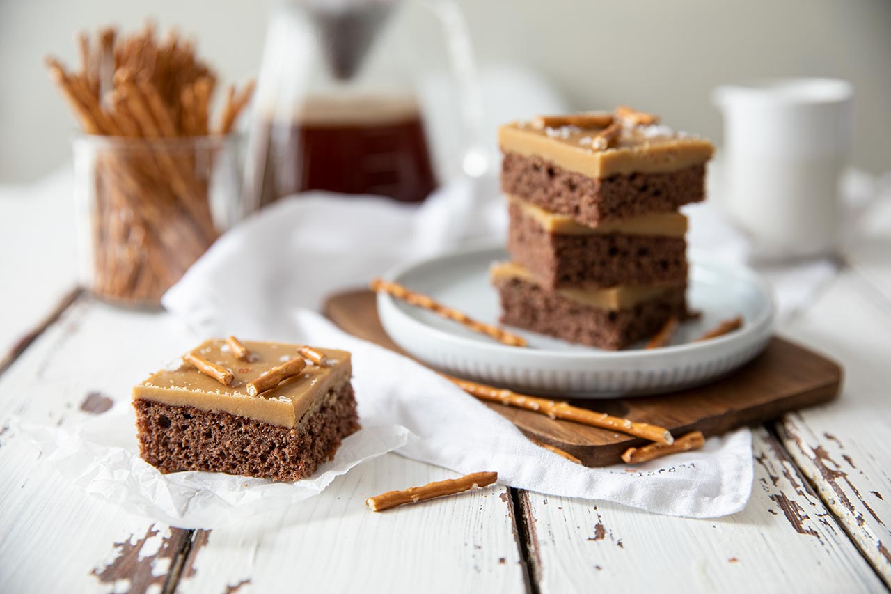 Mokkapalat suolakinuskikuorrutteella