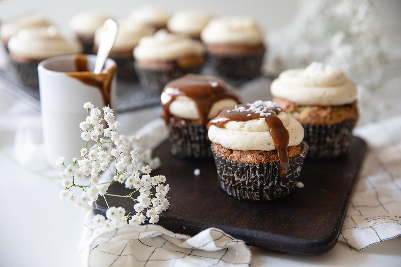 Korvapuustikuppikakut