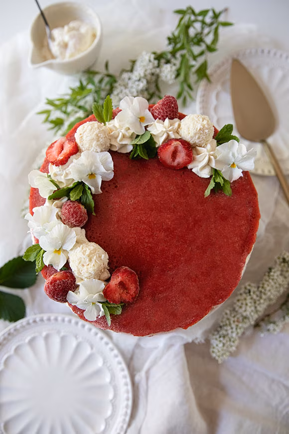 mansikka-vaniljajuustokakku