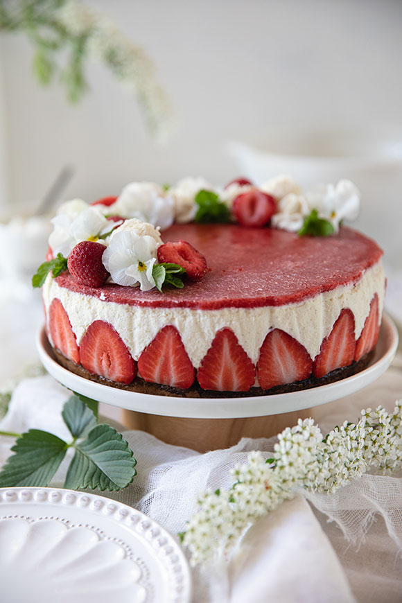 Mansikka-vaniljakakku