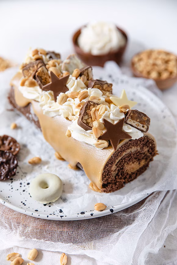 Snickers-kaaretorttu