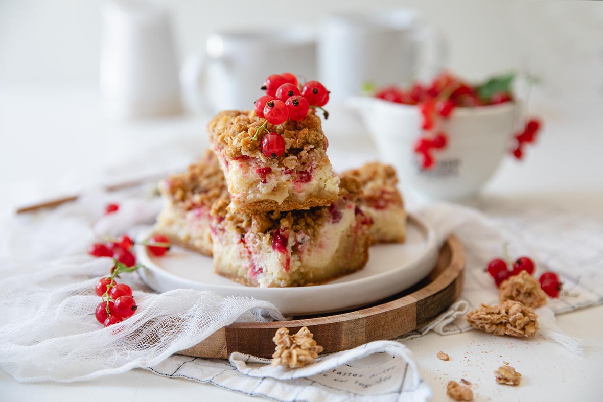 Punaherukkajuustokakkublondiet