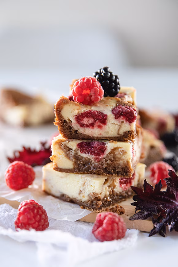 vadelmajuustokakkubrownie