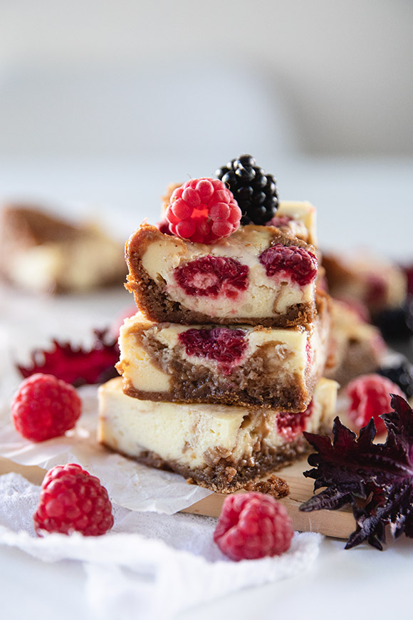 Vadelmajuustokakkubrownie