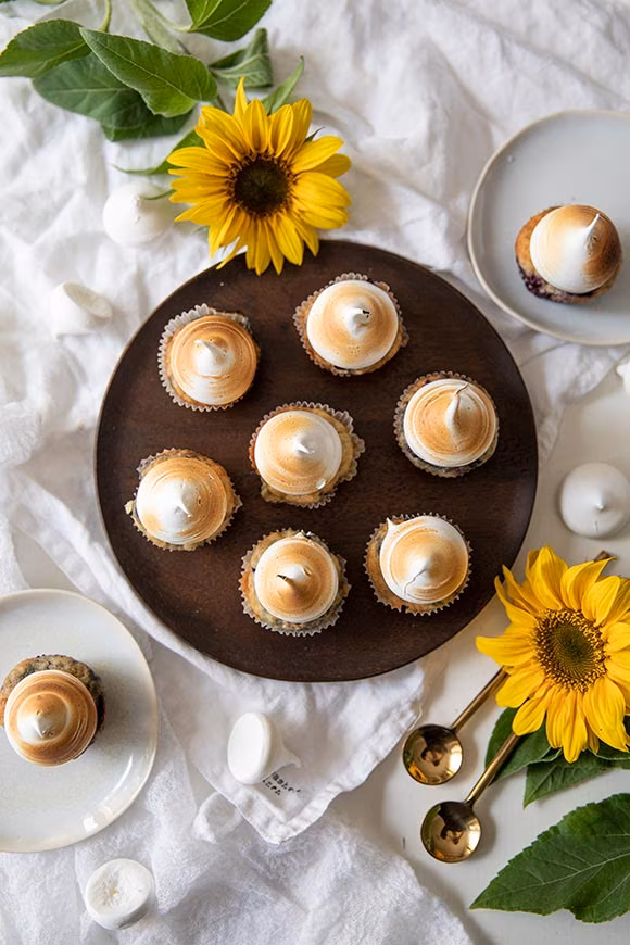 mustikka-sitruunakuppikakut