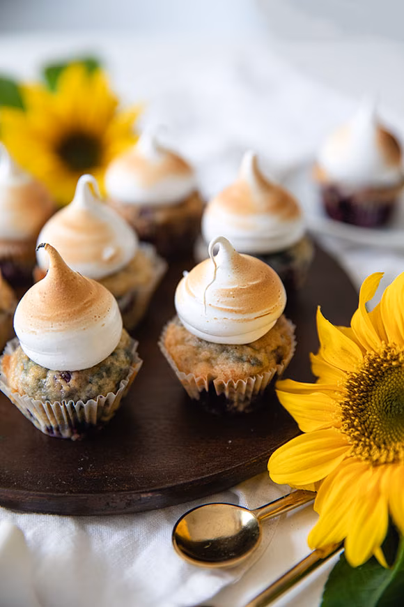 mustikka-sitruunakuppikakut