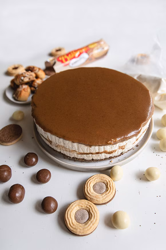 Hyydytetty korvapuustijuustokakku