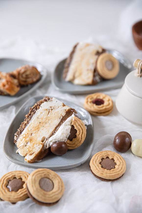 Hyydytetty korvapuustijuustokakku