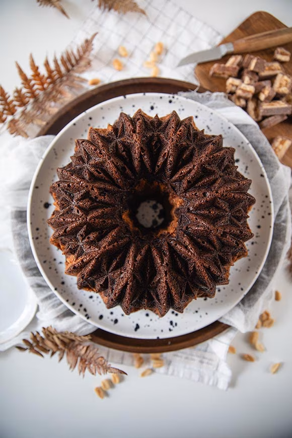 pähkinä-suklaakinuskikakku