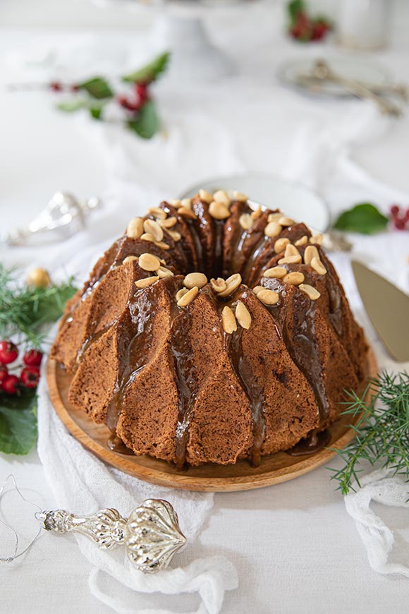 Banaani-pähkinäkakku