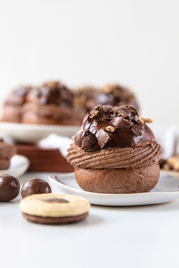 Laskiaispullat nougat-täytteellä