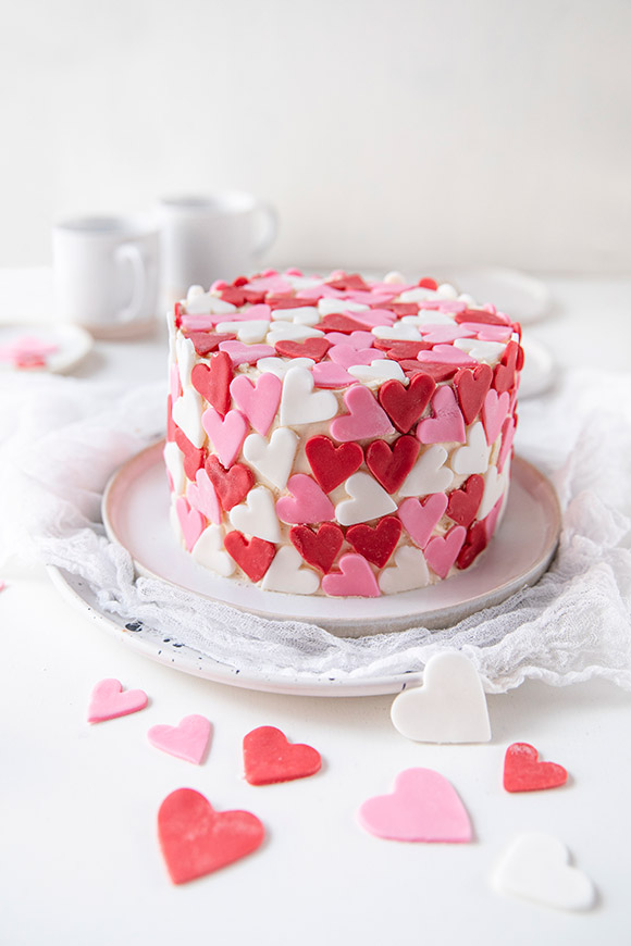 Sydämellinen suklaakakku