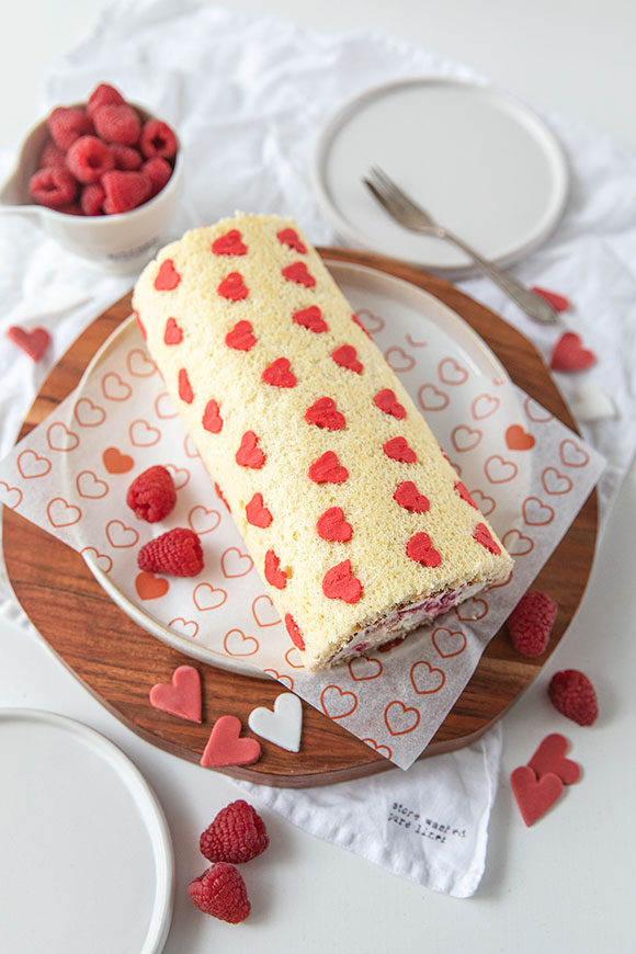 Vadelmainen sydänkääretorttu