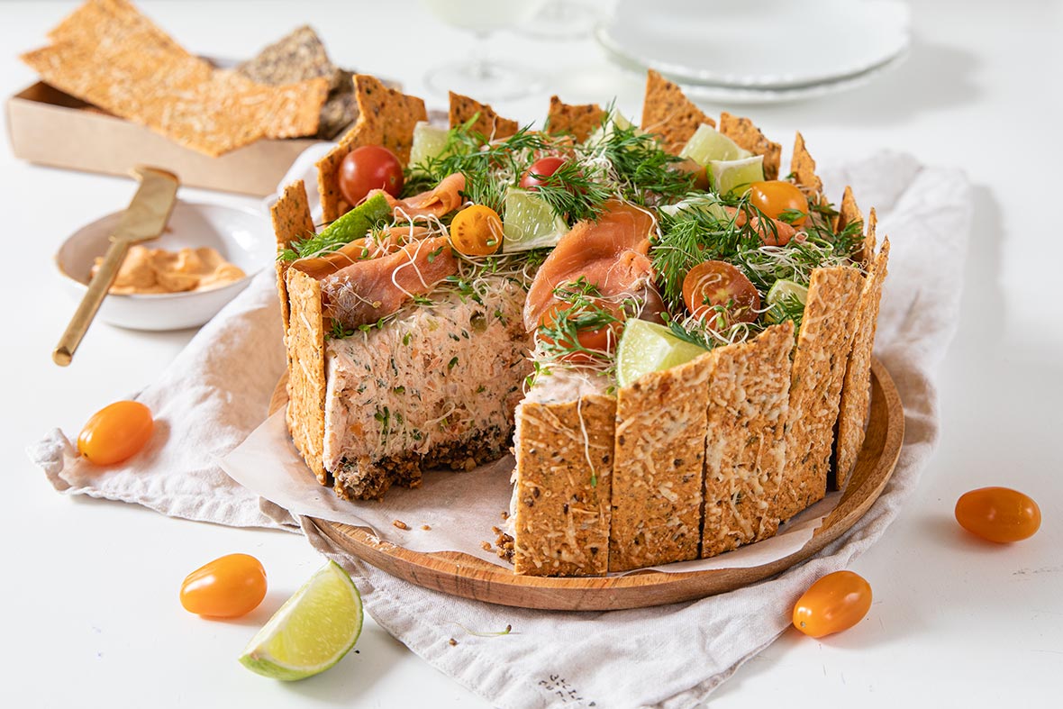 Hyydytetty lohivoileipäkakku