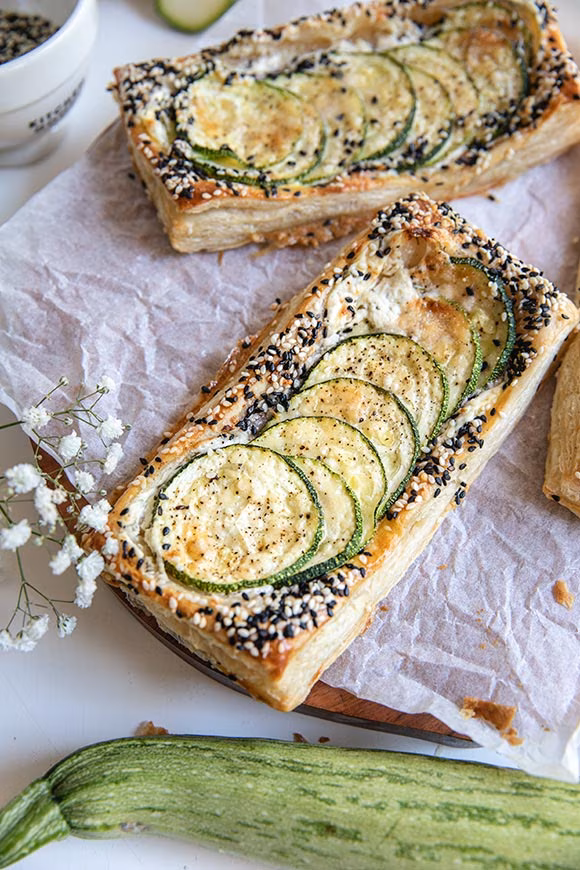 kesäkurpitsapiirakka