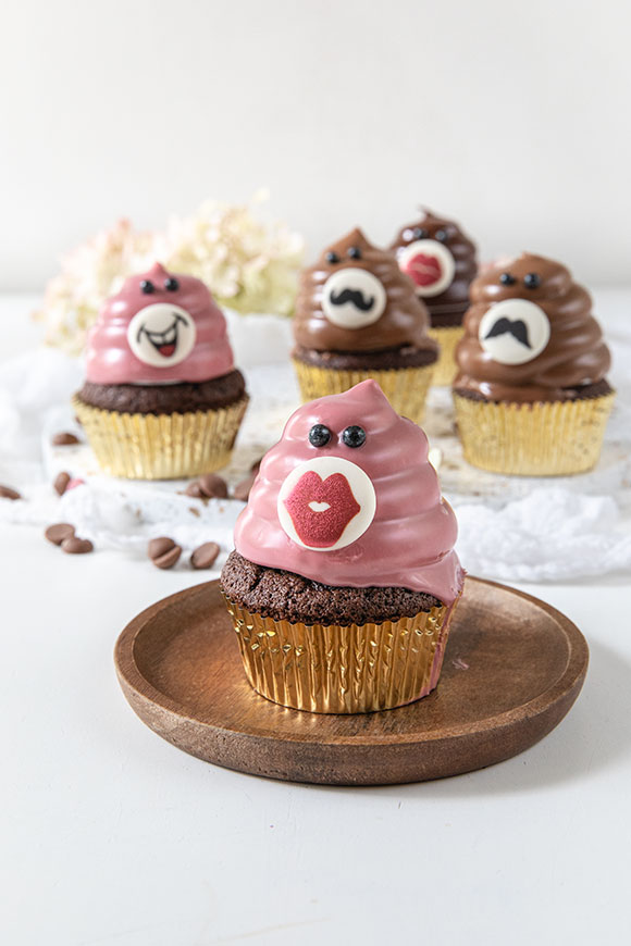 suklaa-marenkikuppikakut