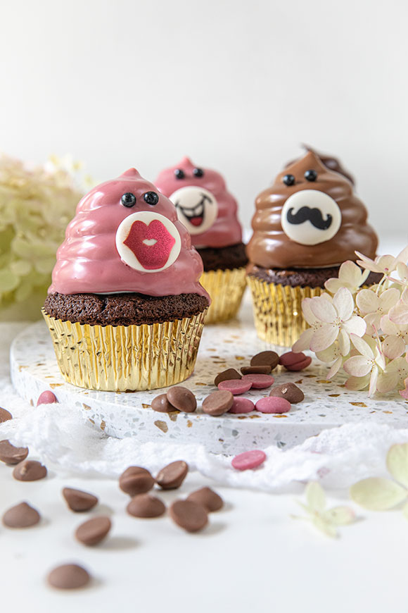 suklaa-marenkikuppikakut