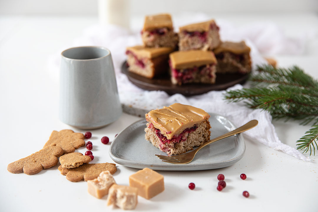 Puolukkapiirakka kinuskikuorrutteella