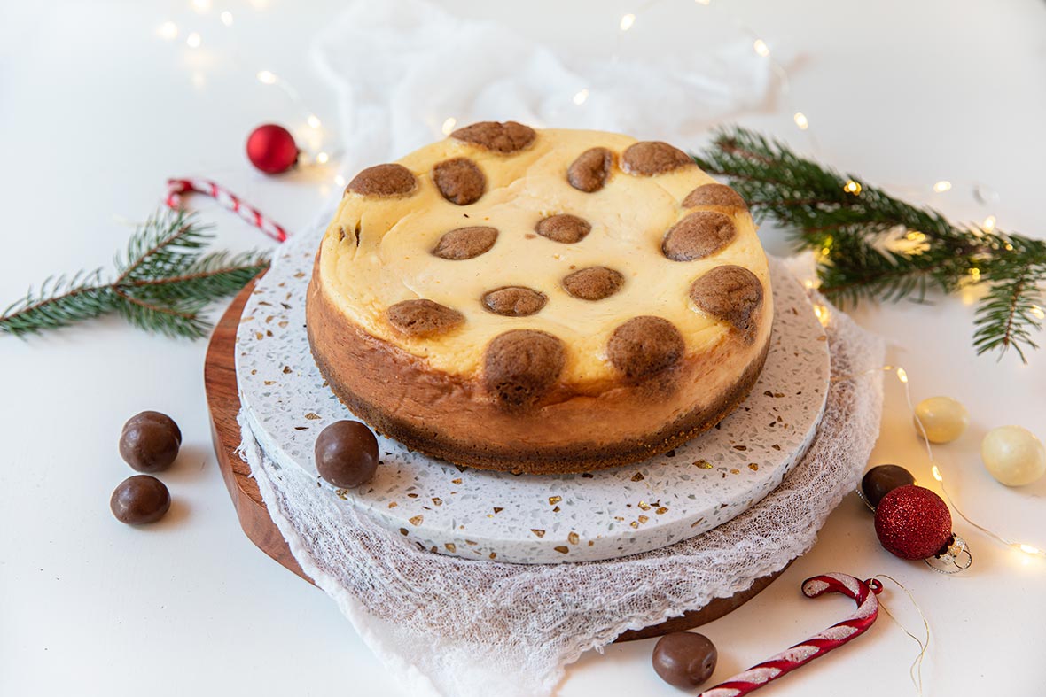 Amerikkalainen juustokakku piparipalloilla