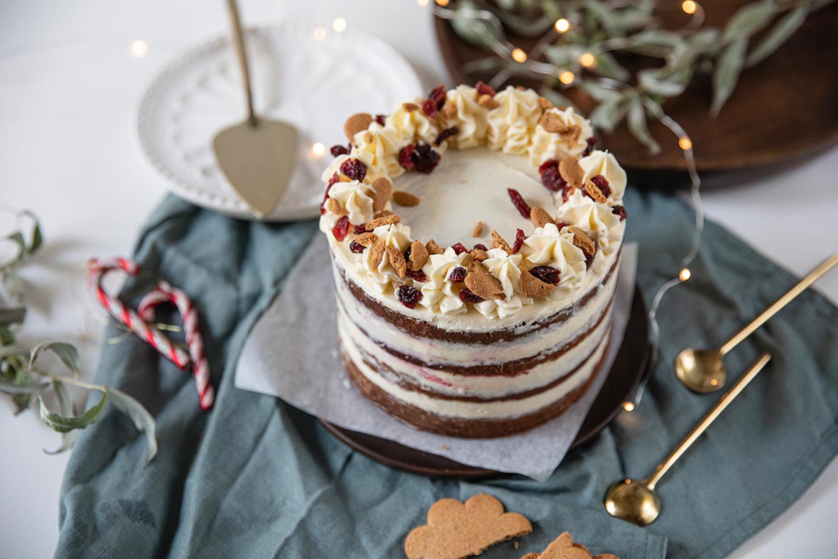 Täytetty piparkakku