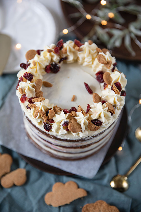 Täytetty piparkakku