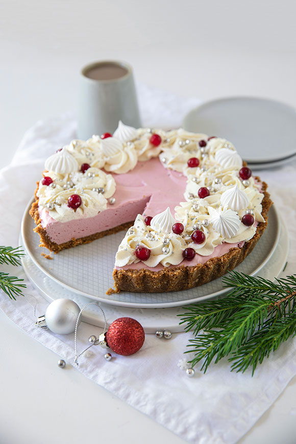 vaahdotettu karpalotorttu