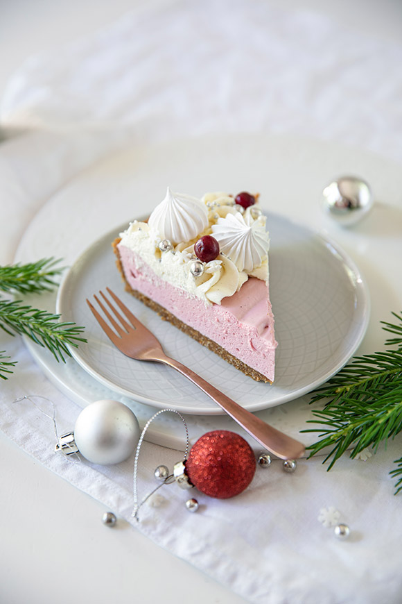 vaahdotettu karpalotorttu