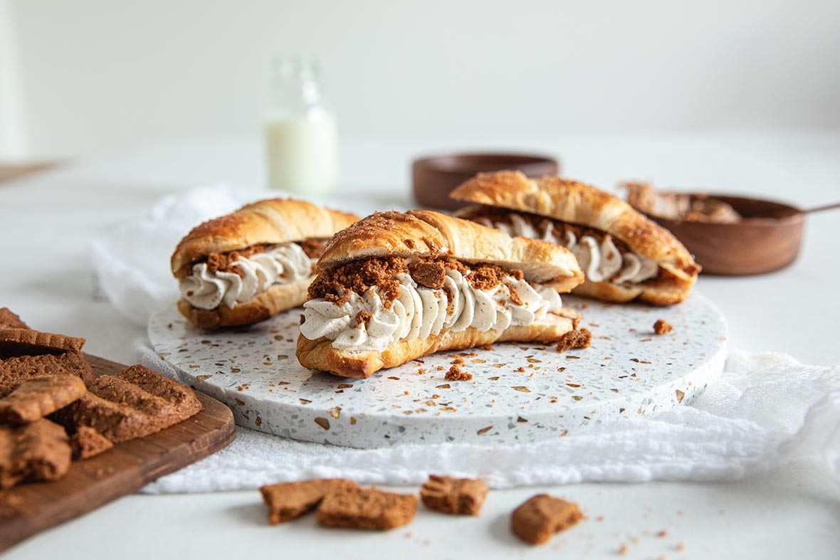 Biscoff-croissantit