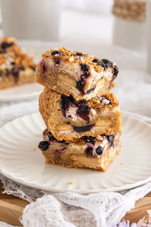 mustikkajuustokakku-blondie