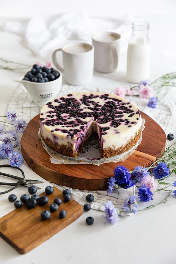 paistettu mustikkajuustokakku