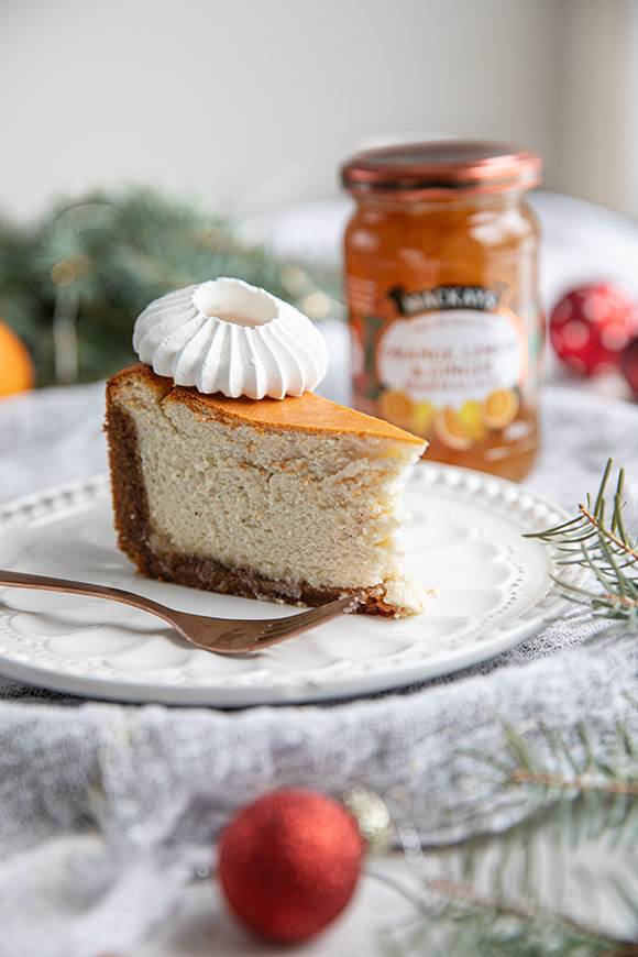 Appelsiinimarmeladi-juustokakkupala