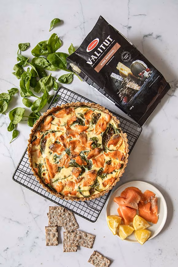 lohi-pinaattipiirakka