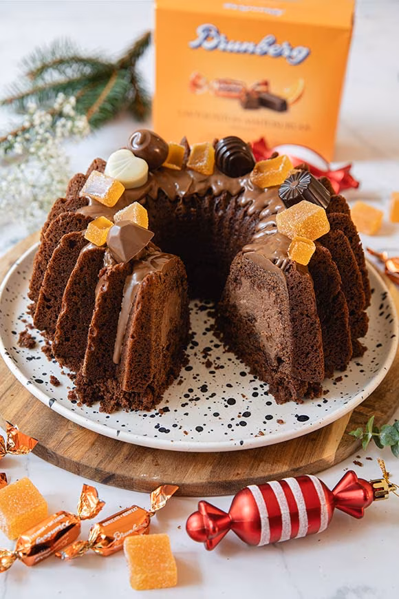 Appelsiini-suklaakahvikakku